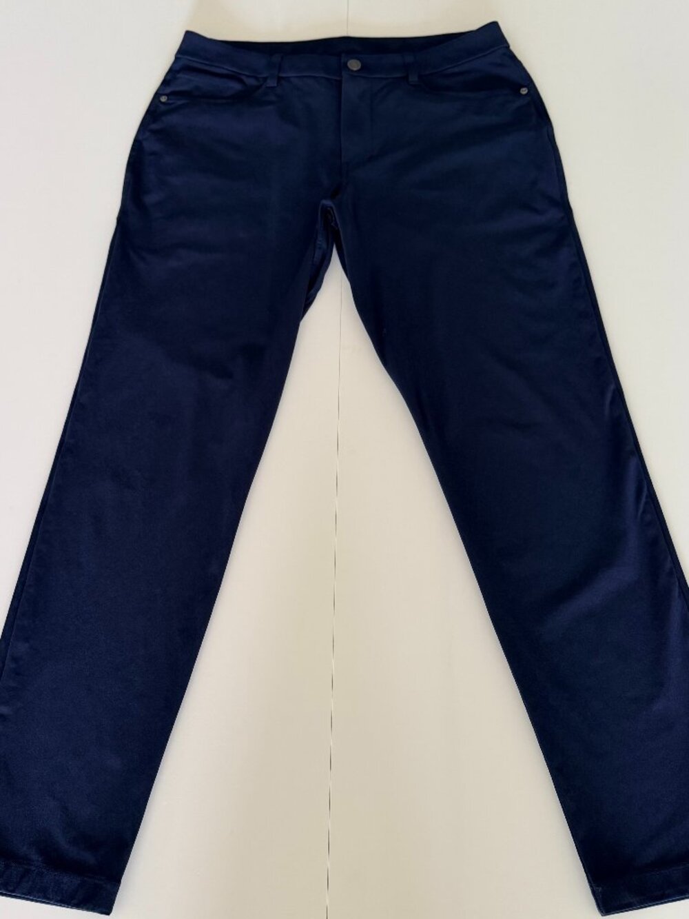 Lululemon ABC 5 Pocket Pants Mens Size 32 Navy Blue Waprstreme Classic Fit